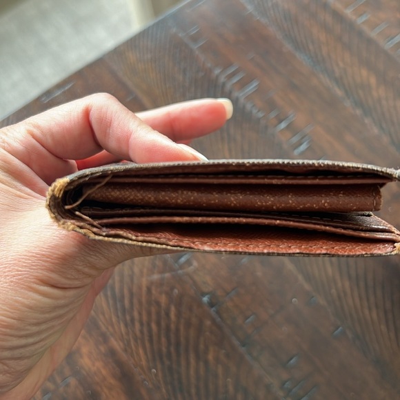 Louis Vuitton Monogram Bifold Wallet Authentic - Picture 12 of 12